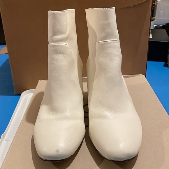 Off-White Urdan Outfitters Boots - Picture 5 of 16